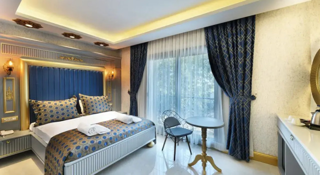 Номер Standard Five Diamonds Hotel