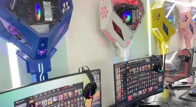 Кровать в общем номере Linquan Aurora E-Sports Hotel