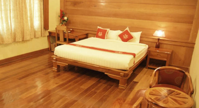 Emario Mondulkiri Resort, Rezerwuj Ośrodek wypoczynkowy Hotele w Mondulkiri Province z parkingiem, Parking