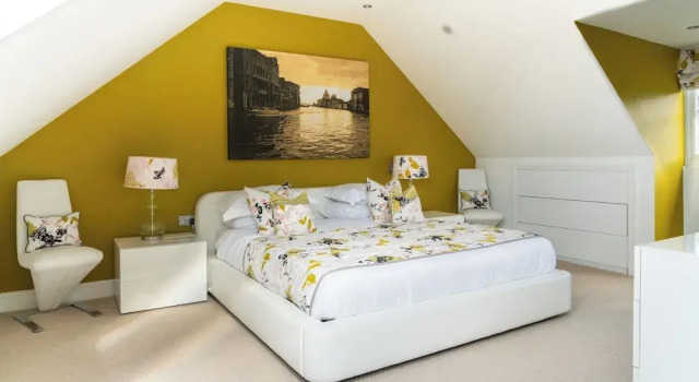 Superb 4BD Stay in Wyton and Houghton Village, Varaa Lomakoti Mökit kohteessa Merseyside, Mökki