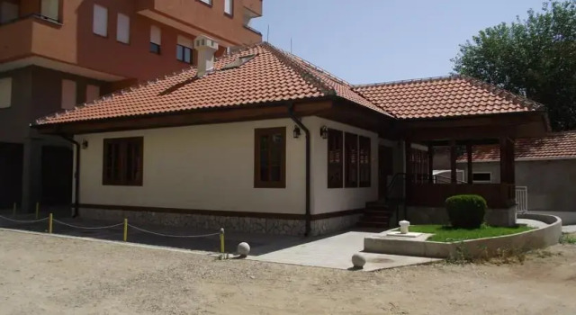 Aurora Hostel, Забронировать Хостел Ниш Центральная Сербия, рядом с Bubanj Memorial Park