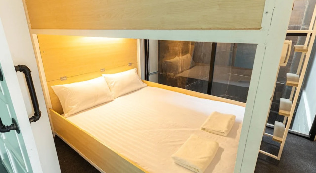 Номер Standard Khao San Social Capsule Hostel