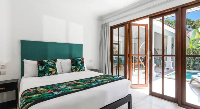Villa Merah Seminyak, Rezervovat Vila Chaty v Bali, Chalupa