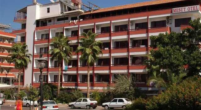 Mesut Hotel