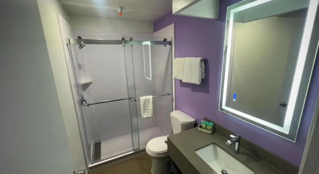 Номер Deluxe The Aqua Pacific Hotel