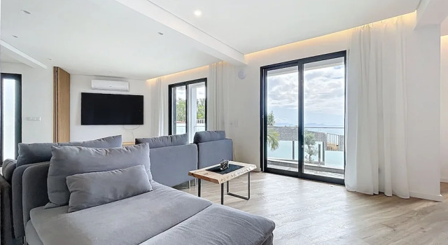 Breeze House 1 by Atlantic Holiday