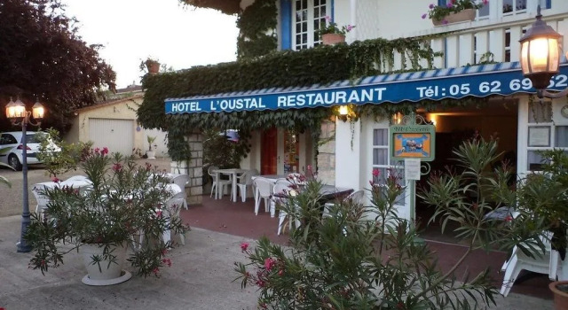 L'Oustal, Rezervovat Hotel Hotely v Cazaubon se snídaní, Snídaně