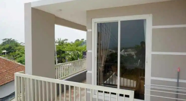 Rey Homestay 2 - Two Bedroom, Book Hotel Hotels in Batu with Parking, near Batu Night Spectacular, Parking