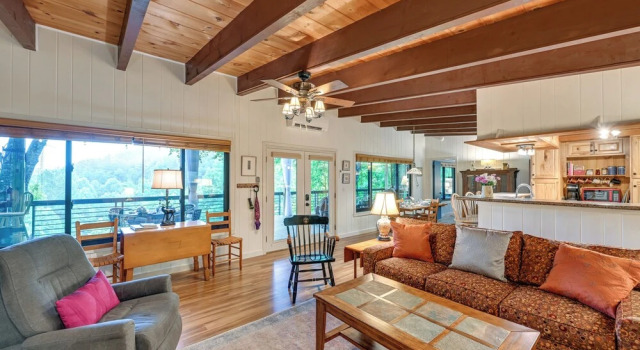 Sweet Birch' Bryson City Cottage w/ Views, Buchen Sie Ferienhaus Bryson City Great Smoky Mountains