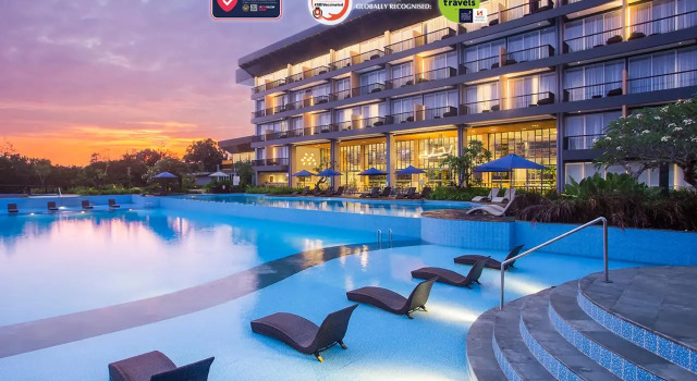 Кровать в общем номере Swiss-Belresort Belitung