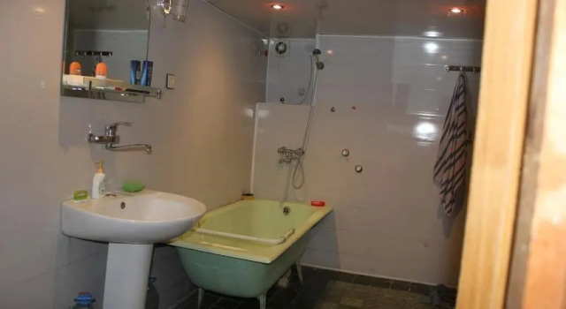 Rurus Nest, Buchen Sie Hostel Shindisi Kvemo Kartly