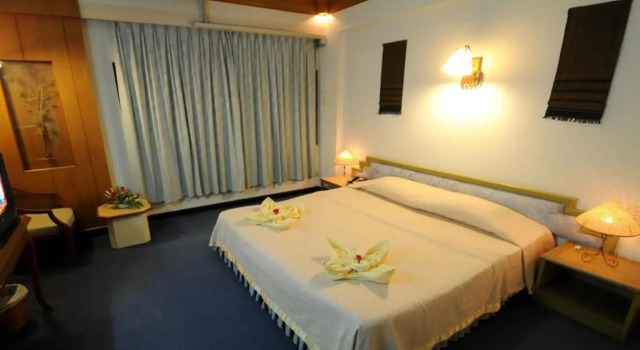 Nan Chao Hotel, Забронировать Отель Пхитсанулок 