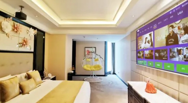 Люкс с видом на внутренний двор Chengdu Dading Century Hotel