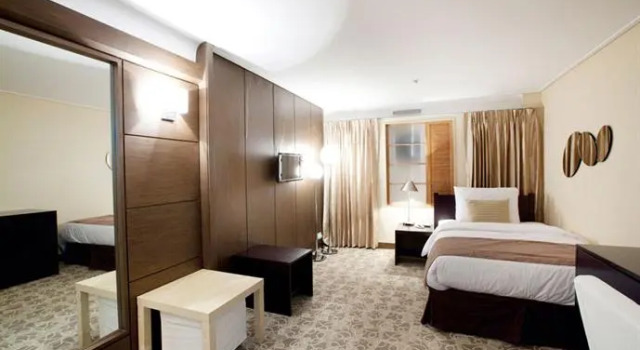 Duqm Floating Veronica, Забронировать Отель Отели Al Wusta 4 звезды, 4*