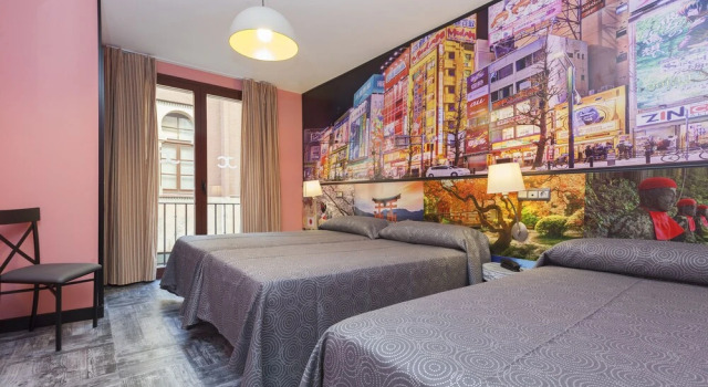 Трёхместный номер JC Rooms Jardines