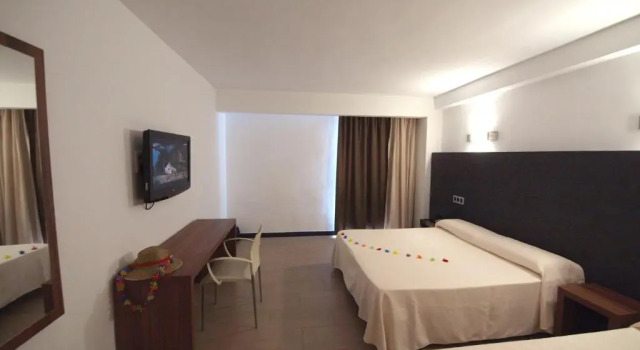 Трёхместный номер Hotel Astoria Park