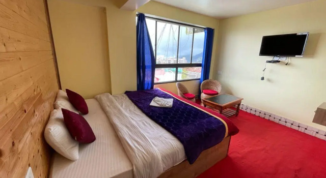 Hotel Mountain Bliss And Spa, Забронировать Курортный отель Отели Дарджилинг 3 звезды, рядом с Храм Махакал Мандир, 3*