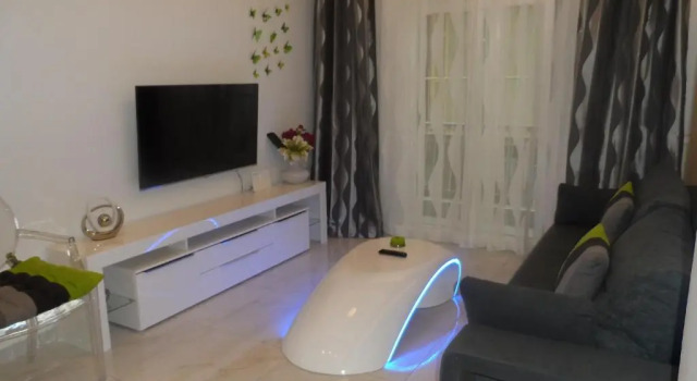 Laura White Tower Apartment
