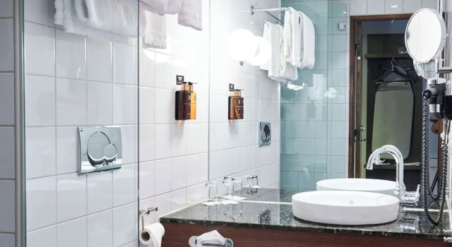 Двухместный номер Economy Clarion Hotel Post