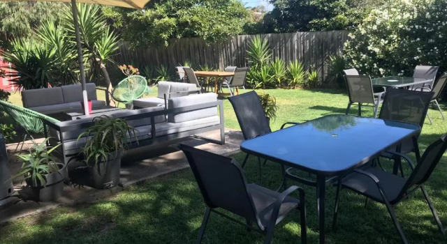 Moody's Beach Apartment, Book Apartment Hotels in Victoria with Parking, Parking
