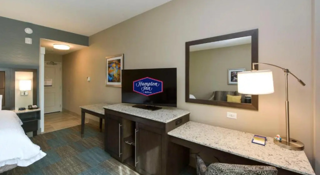 Номер Executive Hampton Inn Lumberton, NC