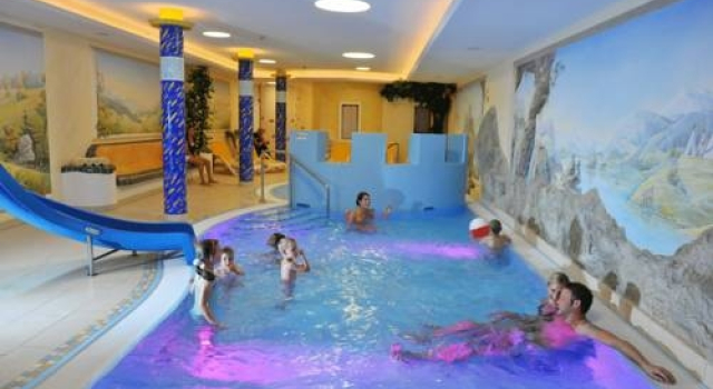 Hotel Zauchensee Zentral, Забронировать Отель Альтенмаркт Salzburger Sportwelt