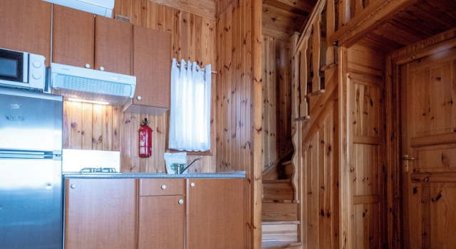 Бунгало La Borda del Pubill Resort