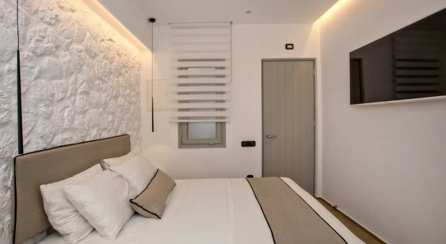 Levantes Luxury Suites I