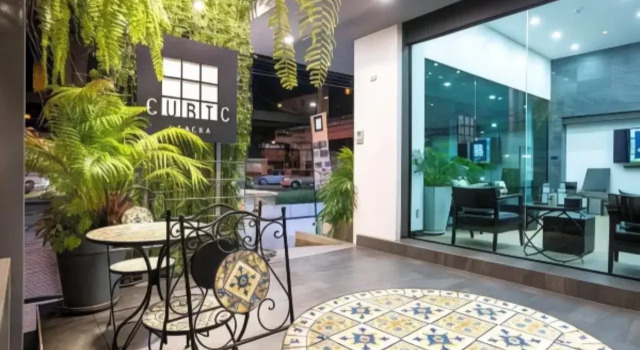 Cubic Bangna Hotel