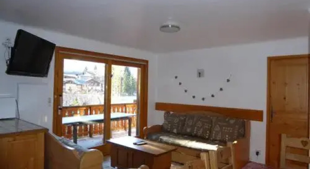 Apartment Spacieux, Bon Confort - Grande Terrasse 1, Prenota Appartamento Hotel a Rodano-Alpi con parcheggio, Parcheggio