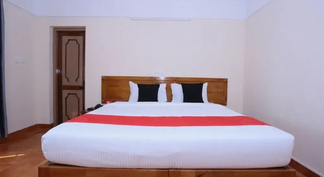 OYO Flagship 26502 Orchid Regency