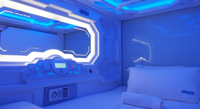 Space Hotel