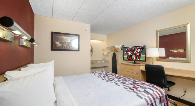 Red Roof Inn Detroit St. Clair Shores, Rezerwuj Hotel Hotele w Mt Clemens z parkingiem, Parking