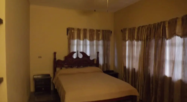 I & R Home, Buchen Sie Ferienhaus Hotels in Provinz Belize mit Parkplatz, Parkplätze