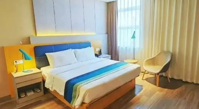 Двухместный люкс Homeinn Selected Hotel (Tianjin Hedong Wanda Plaza)