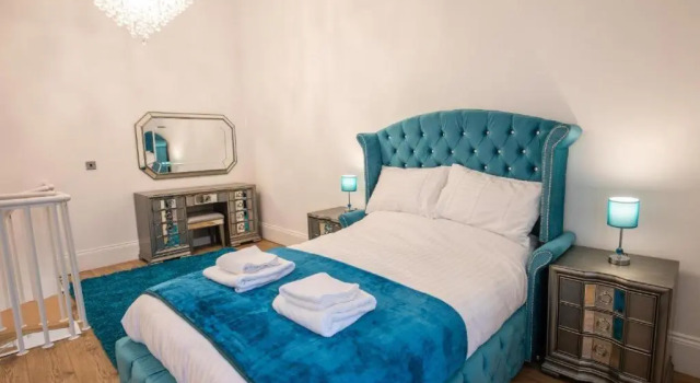 Коттедж Ridley House Apartments