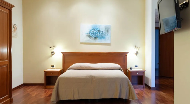 Люкс с балконом Domus Hotel