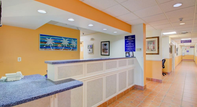 Holiday Inn Express Ft. Pierce-S HU, จอง โรงแรม ชายฝั่ง Fort Pierce ฟลอริดา