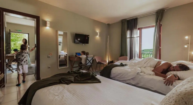 Семейный номер Superior Rouista Tzoumerka Resort