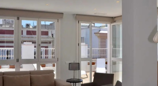 Апартаменты с 3 комнатами с балконом Casa Palacio de Cadiz