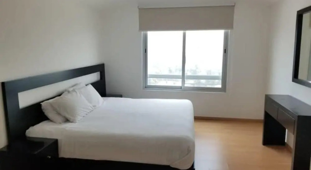 Sunny and Spacious PH Near Santafe Shopping Mall, Prenota Hotel Città del Messico Messico Distretto Federale