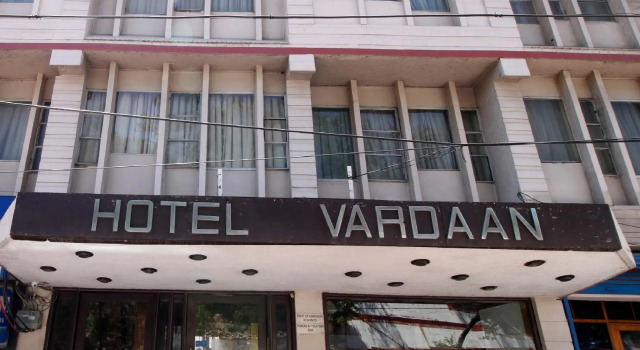 Vardaan Hotel, Забронировать Отель Отели Джамму и Кашмира с парковкой, Парковка