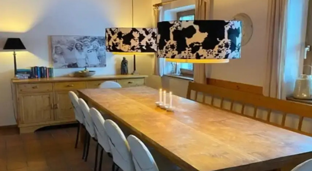 Коттедж с балконом Country House Goldegg near Ski Slopes