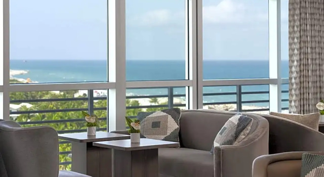 Двухместный клубный номер с видом на океан The Ritz-Carlton, South Beach