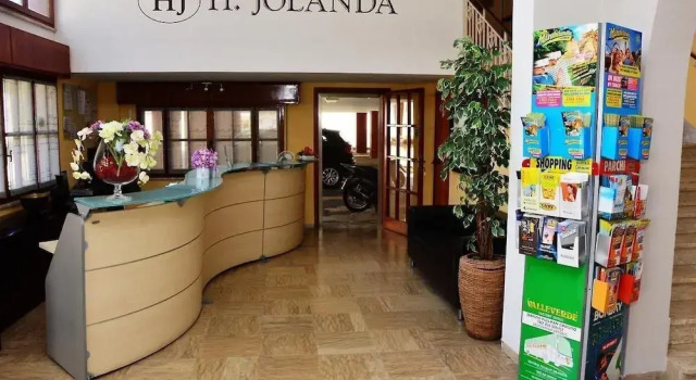 Hotel Jolanda
