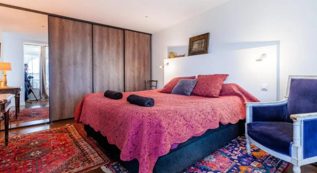 Greeter-Maison campagnarde avec vue sur vallée à 30 min de la tour Eiffel, Book Villa  