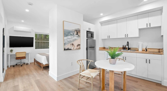 921 Apartment 4 in Fort Lauderdale, Забронировать Апартаменты/квартира Апартаменты Форт-Лодердейл, рядом с Stonewall National Museum &amp; Archives, Апартаменты/квартира
