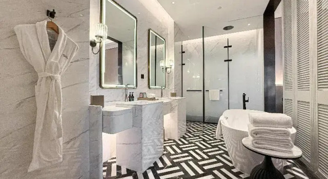 Standard Suite Crowne Plaza Taixing