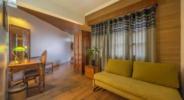 Номер Premium Wingait Inn - Hotel Near The Mall Road