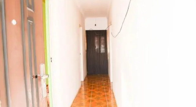 Shalva's House, Забронировать Отель Кутаиси Имеретия, рядом с Колхидский Фонтан